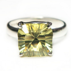 Кольцо с лимонным цитрином 1670-er
