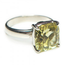 Кольцо с лимонным цитрином 1670-er