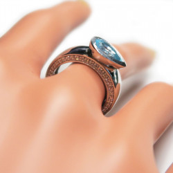 Комплект с голубым топазом 1283-ekm