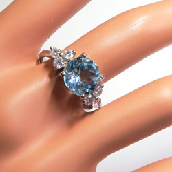 Комплект с голубым топазом 295-ekm Комплект с голубым топазом 295-ekm