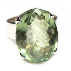 Кольцо с зеленым аметистом (празиолитом) 170-amr